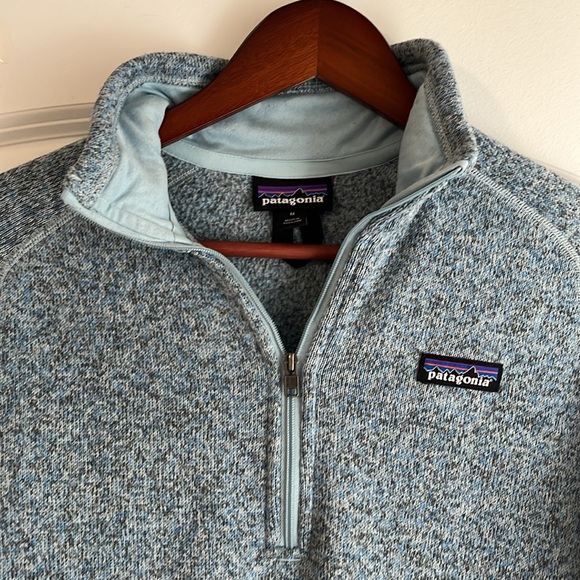 Patagonia 1/4 zip up size M - Picture 2 of 7